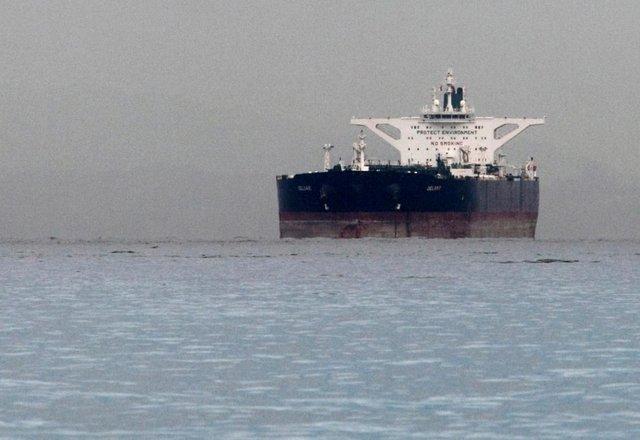 ایران برای دور زدن تحریم های نفتی دست به ابتکار می زند