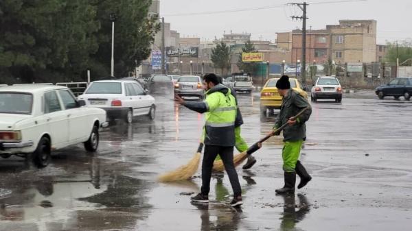آماده باش تمامی نیروهای خدمات شهری تهران ، شهروندان هرگونه مشکل را به 137 اطلاع دهند